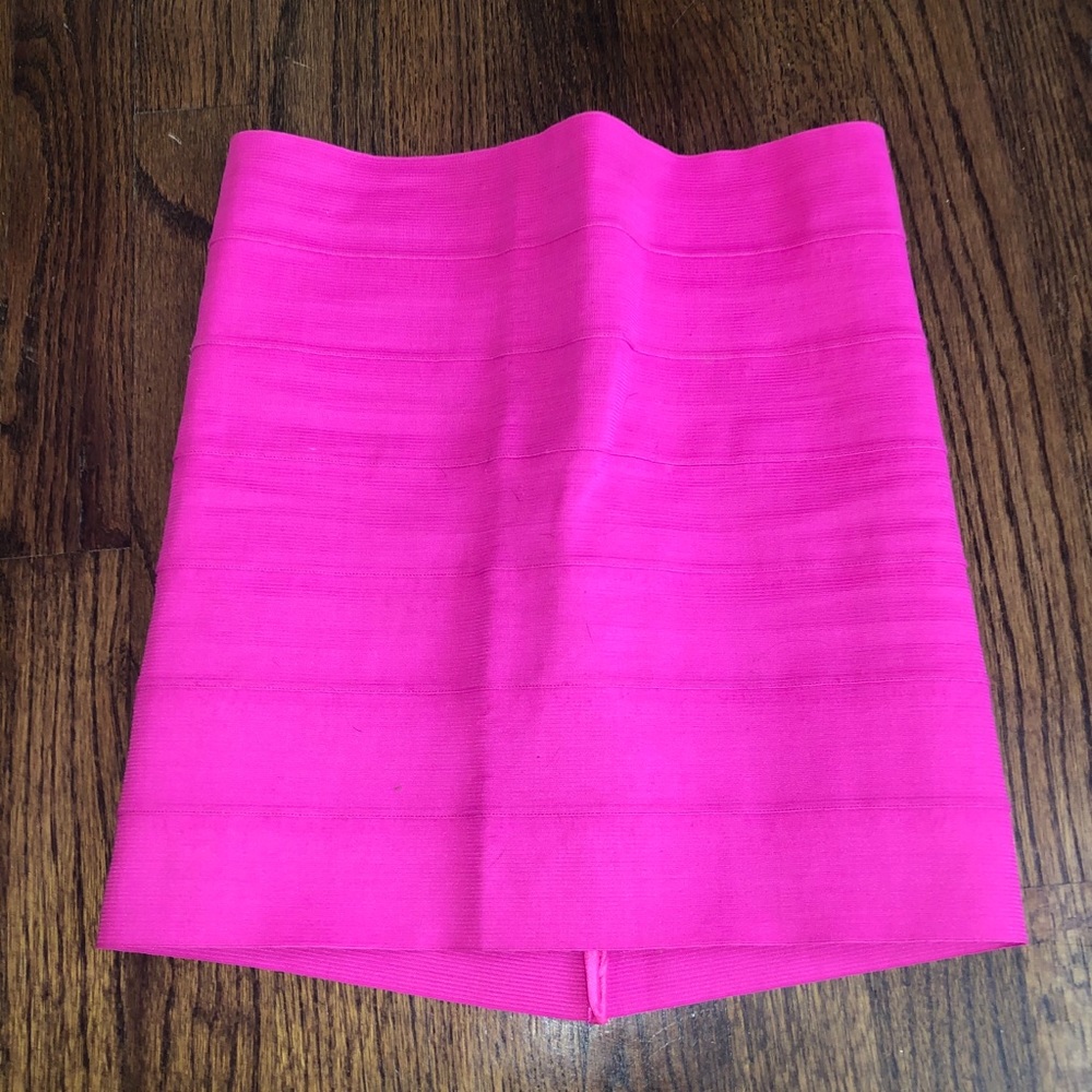 CARIBBEAN QUEEN Bandage Mini Skirt
